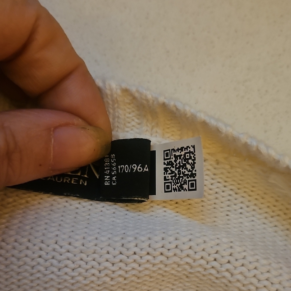 Ralph Lauren White Crewneck Sweater with Gold & Navy Crest - Picture 5 of 5